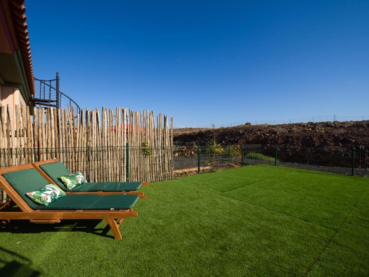 Private Terrace Majanicho Home -Garden & Pool La Oliva Exterior foto