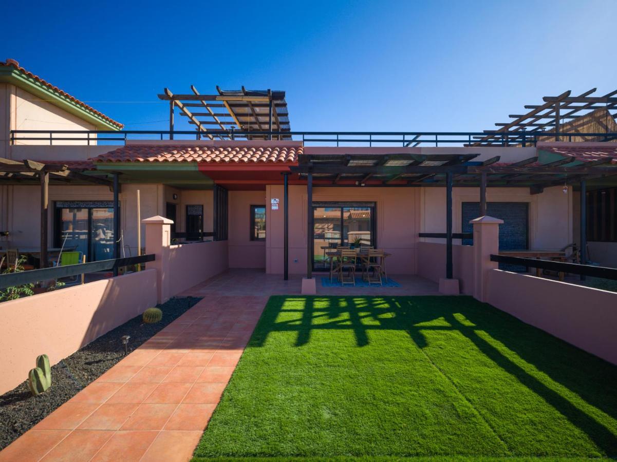 Private Terrace Majanicho Home -Garden & Pool La Oliva Exterior foto